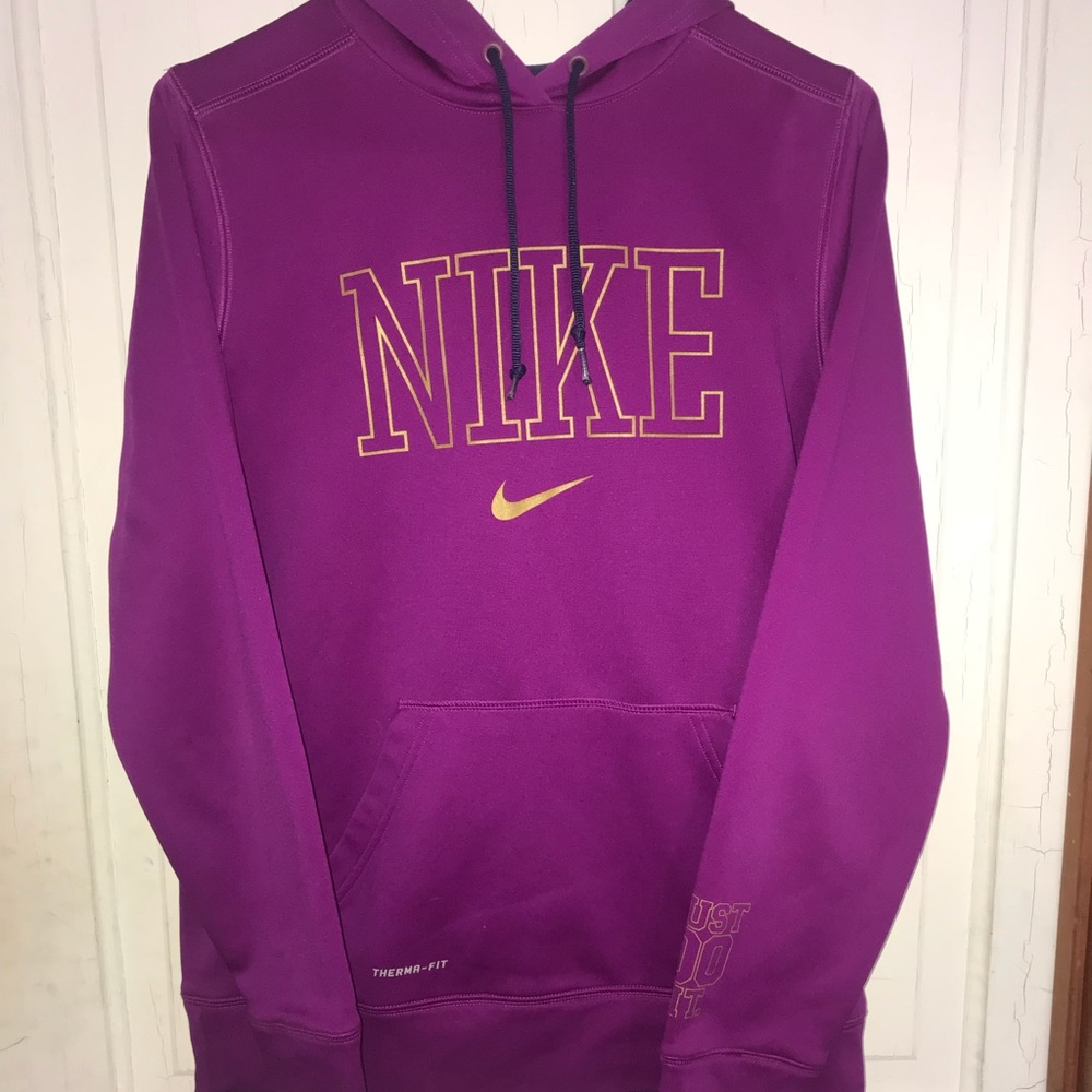 Nike sweatshirt